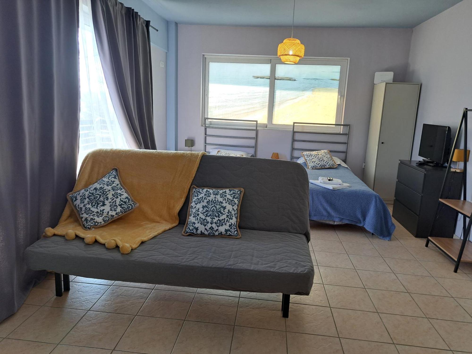 Seashell Apartment Artemida  Exterior photo